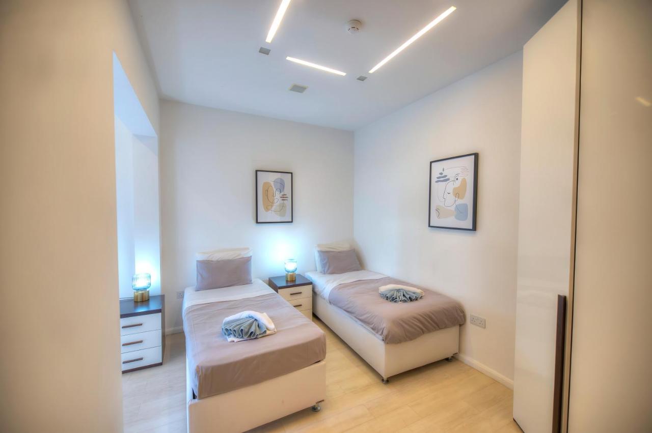 Bright And Spacious 3 Bedroom Apartment With Breathtaking Views - Goslm-5 Sliema Eksteriør bilde