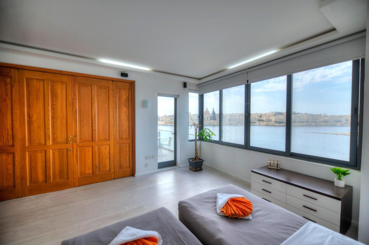 Bright And Spacious 3 Bedroom Apartment With Breathtaking Views - Goslm-5 Sliema Eksteriør bilde
