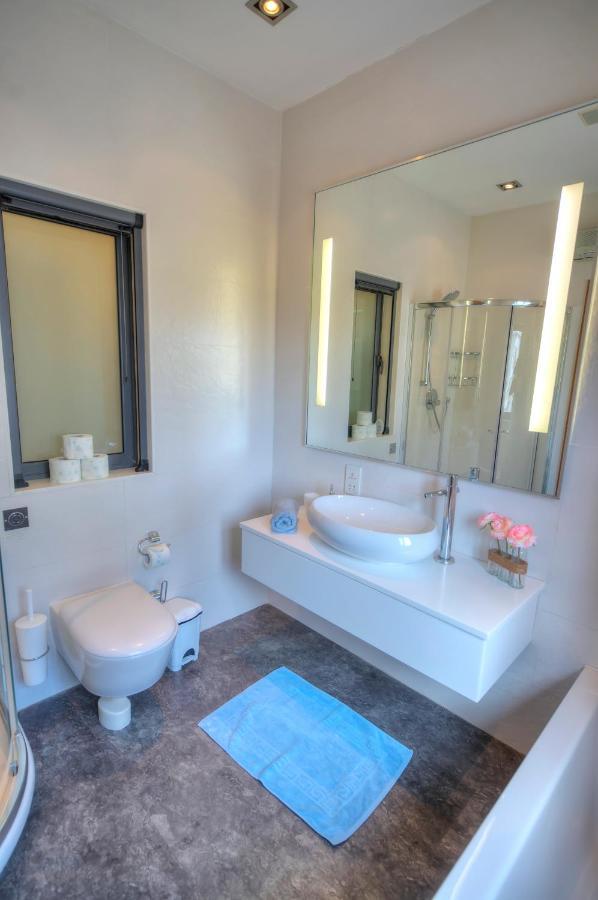 Bright And Spacious 3 Bedroom Apartment With Breathtaking Views - Goslm-5 Sliema Eksteriør bilde