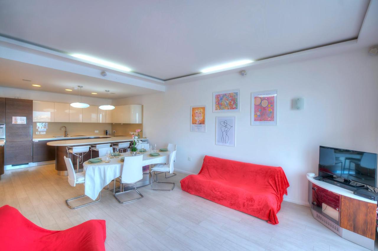 Bright And Spacious 3 Bedroom Apartment With Breathtaking Views - Goslm-5 Sliema Eksteriør bilde